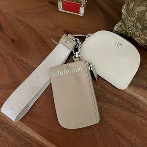 Lululemon dual pouch wristlet